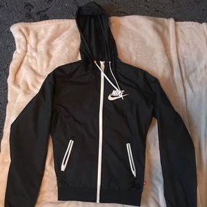 Nike Wind Breaker
